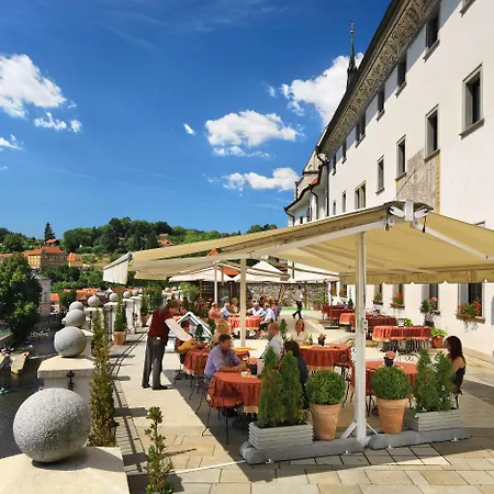 Ruze & Wellness 4* Český Krumlov