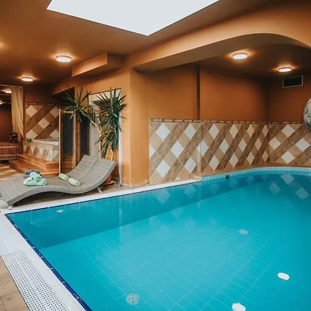 Ruze & Wellness ホテル