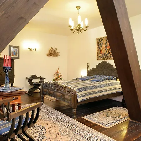 Ruze Hotel