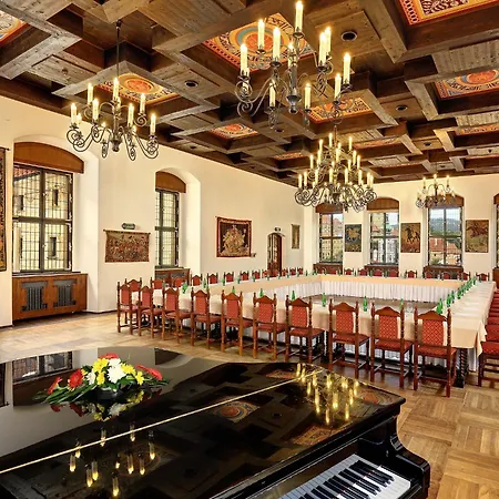 Otel Ruze & Wellness 5*