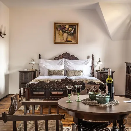 Ruze & Wellness Otel Český Krumlov