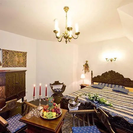 Ruze Hotel Český Krumlov